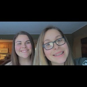 Meet your Posher, Abby